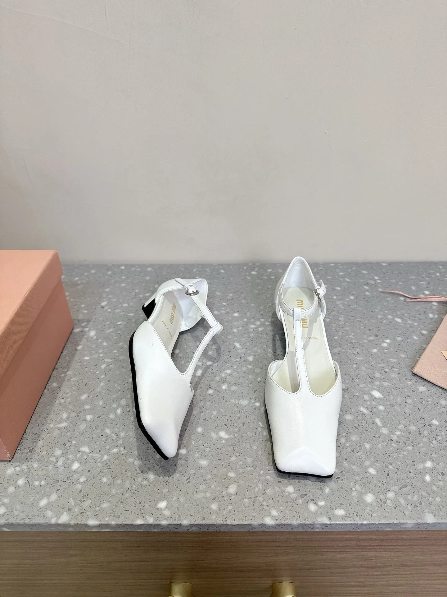 Miu Miu Sandals Efficient 7562
