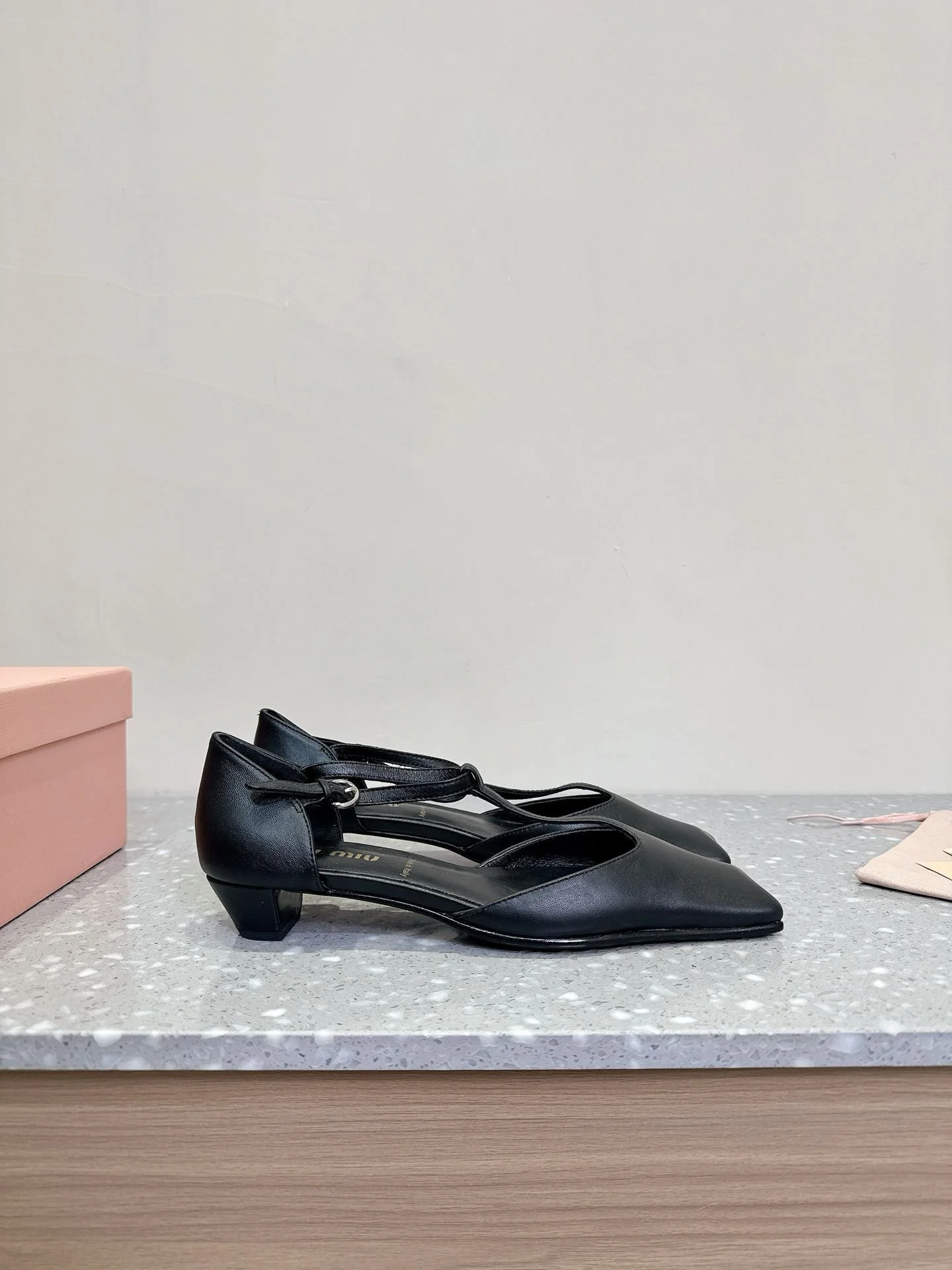 Miu Miu Sandals Seasonal 7633