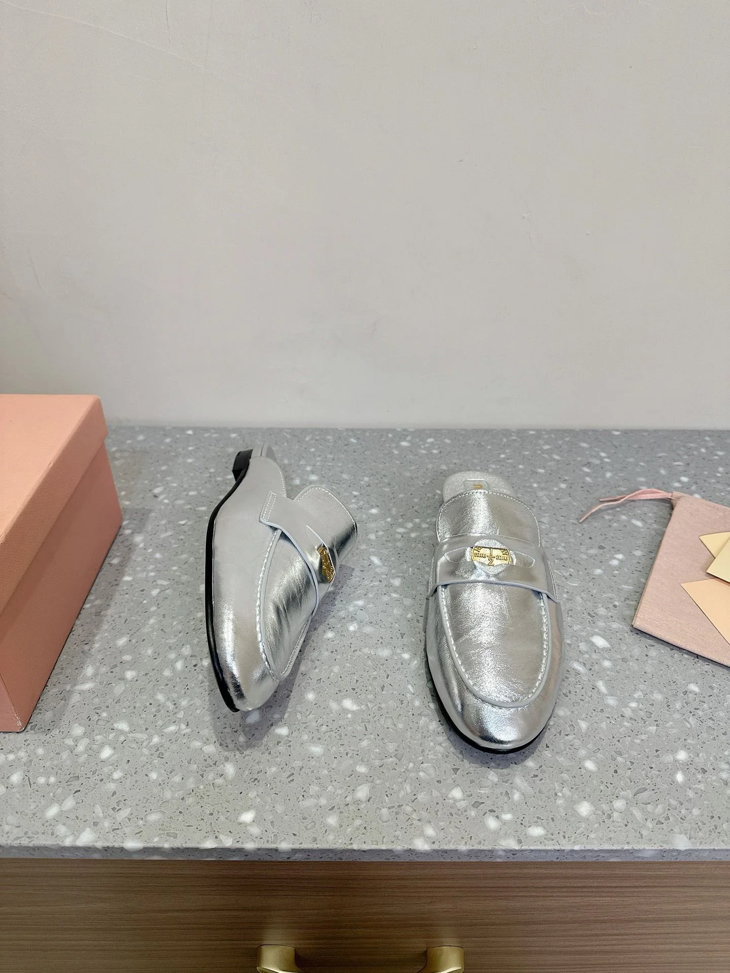 RelaxedFit Miu Miu Sandals 7565