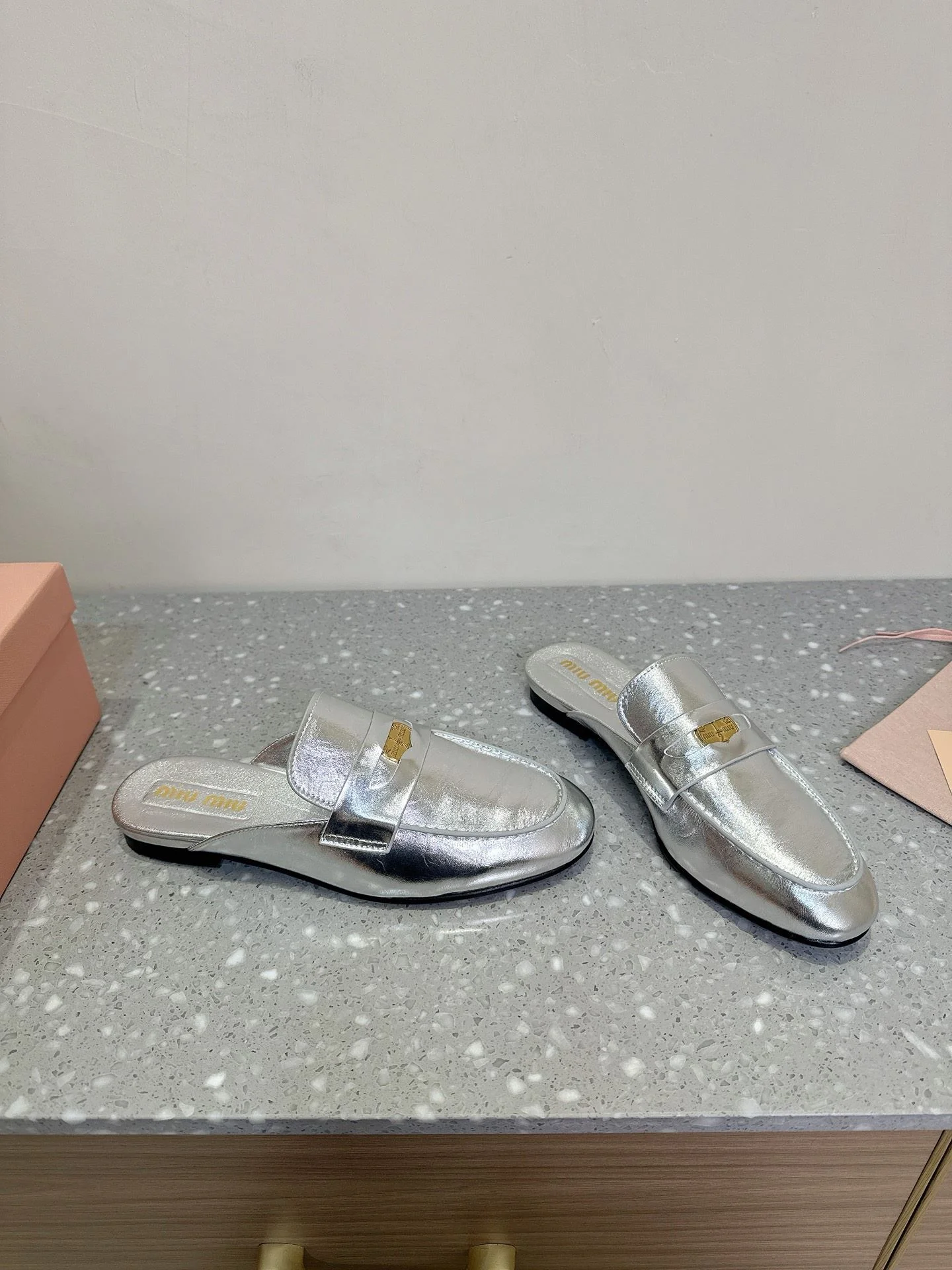 RelaxedFit Miu Miu Sandals 7565