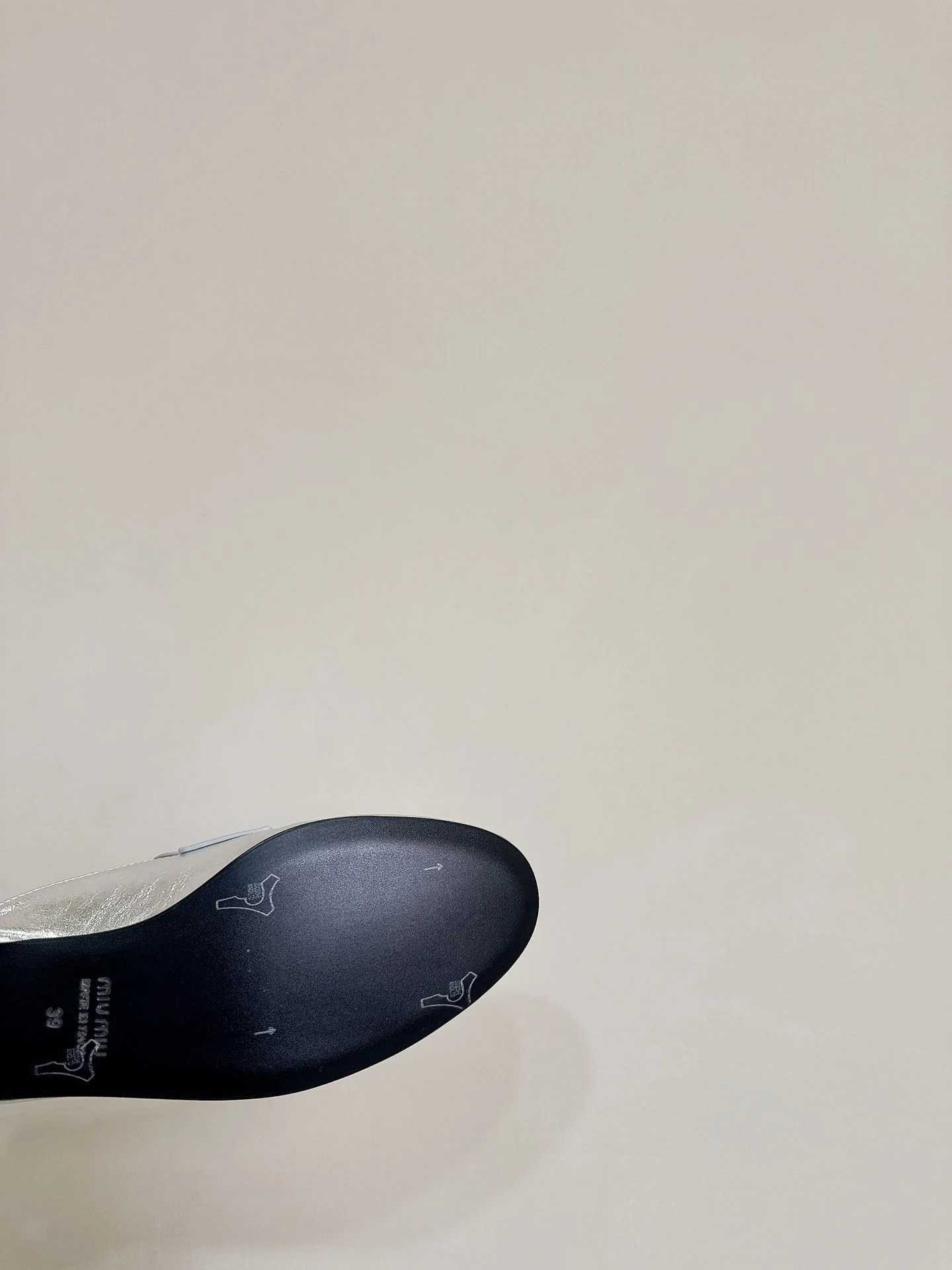 RelaxedFit Miu Miu Sandals 7565