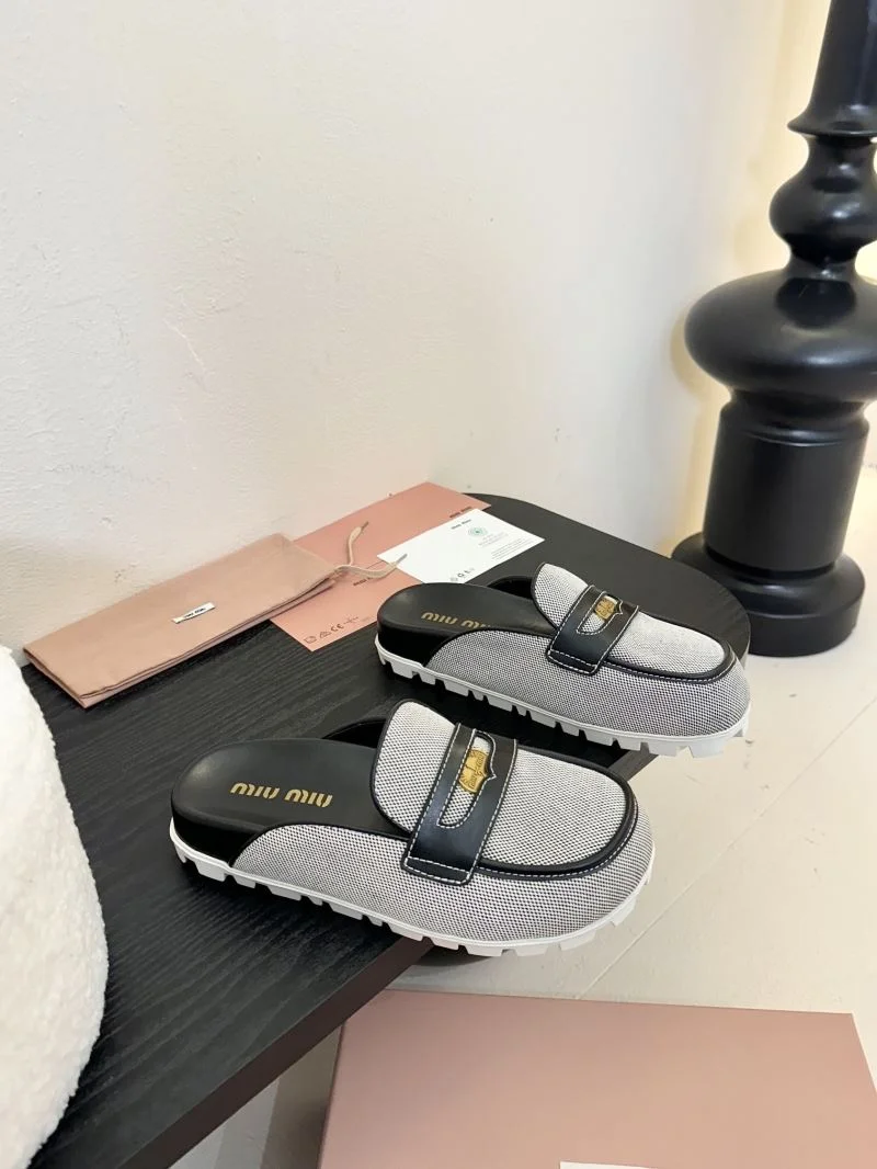 Unisex Miu Miu Sandals 7683