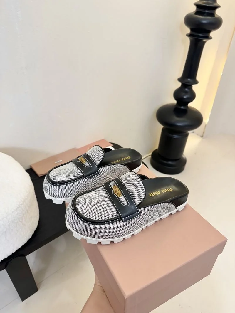 Unisex Miu Miu Sandals 7683