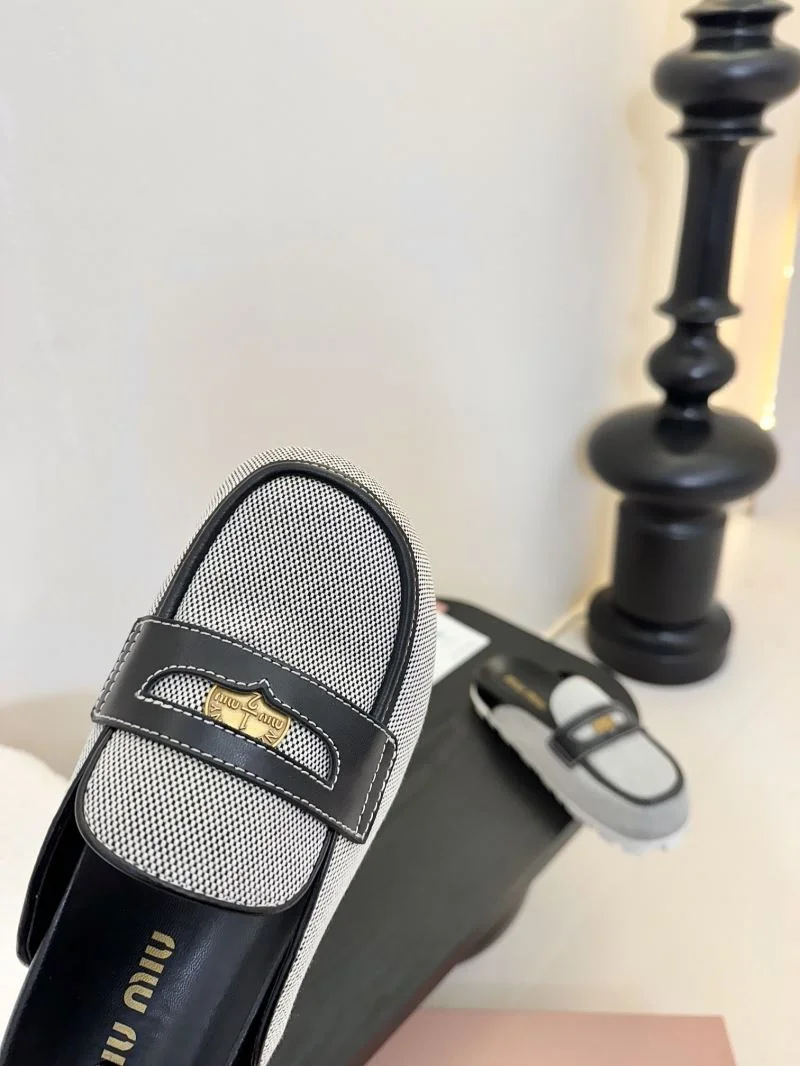 Unisex Miu Miu Sandals 7683