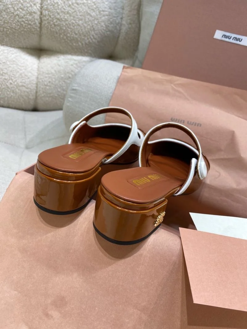 Miu Miu Sandals Stylish 11675