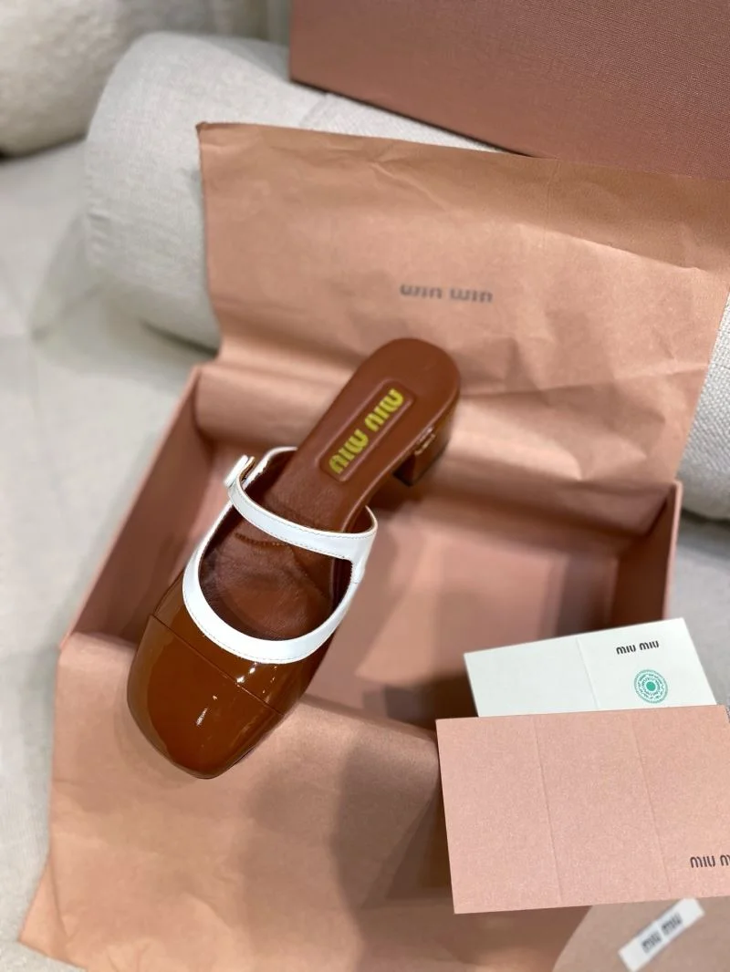 Miu Miu Sandals Stylish 11675