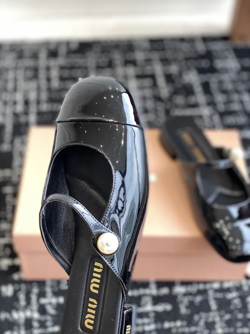 Miu Miu Sandals WrinkleFree 11670