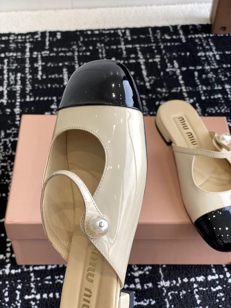 FastDry Miu Miu Sandals 11666