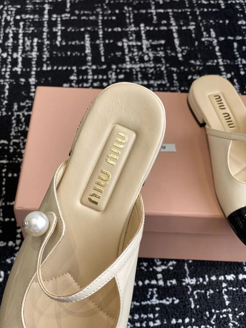 FastDry Miu Miu Sandals 11666