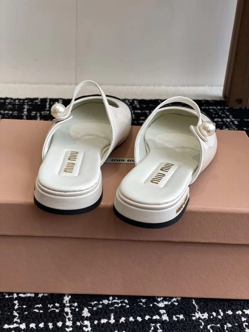 Miu Miu Sandals Comfortable 11680