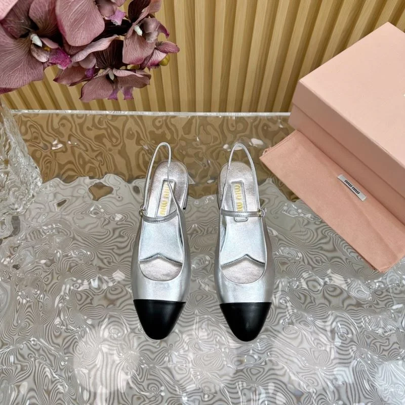 Miu Miu Sandals ModernLook 11651