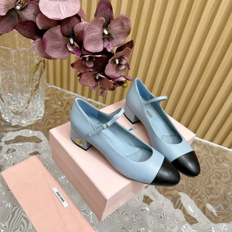 Miu Miu Sandals Sleek 11654