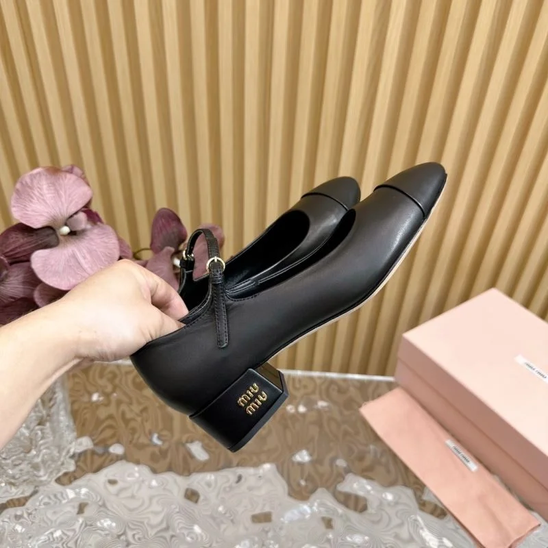 Miu Miu Sandals WrinkleFree 11656