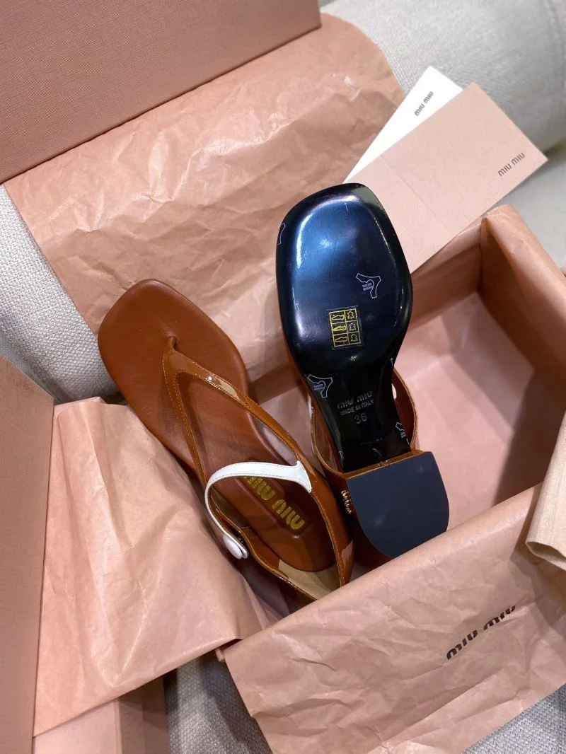 Miu Miu Sandals Stylish 11643