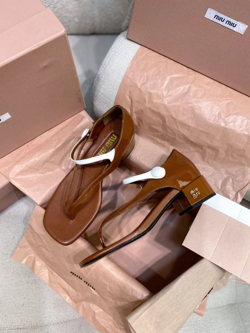 Miu Miu Sandals Stylish 11643