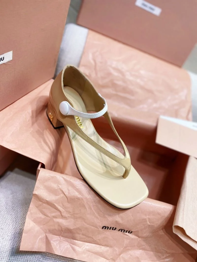 Vibrant Miu Miu Sandals 11636