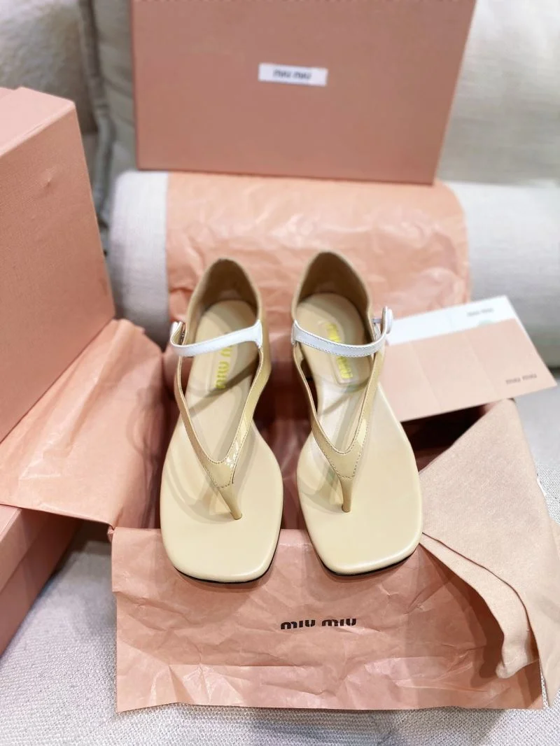 Vibrant Miu Miu Sandals 11636