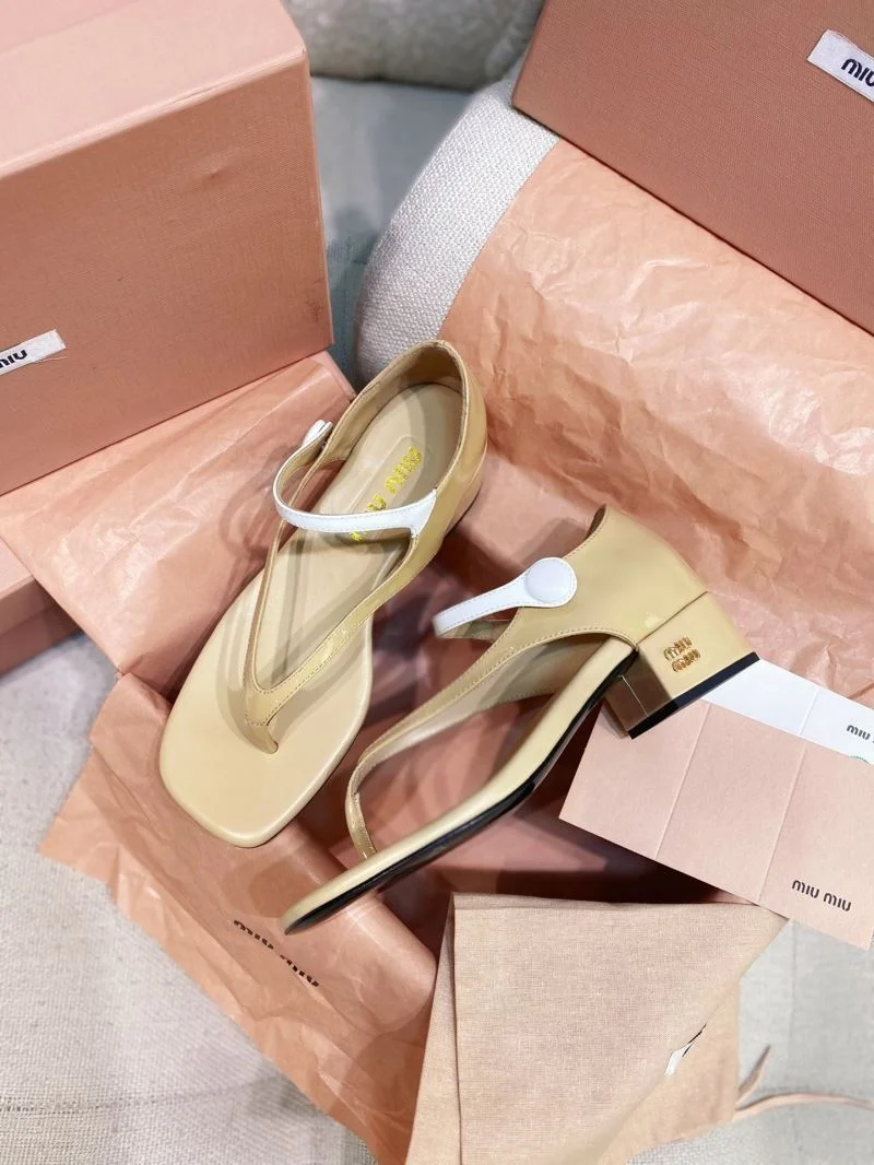 Vibrant Miu Miu Sandals 11636