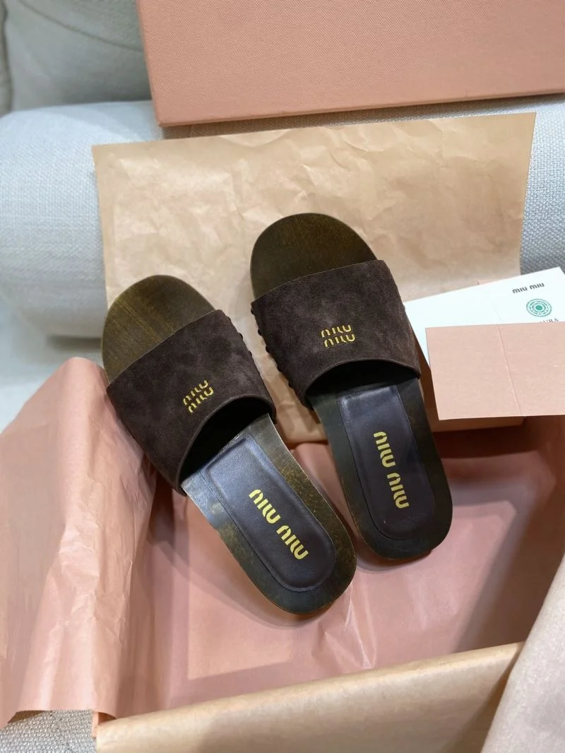 Miu Miu Sandals WaterResistant 11635