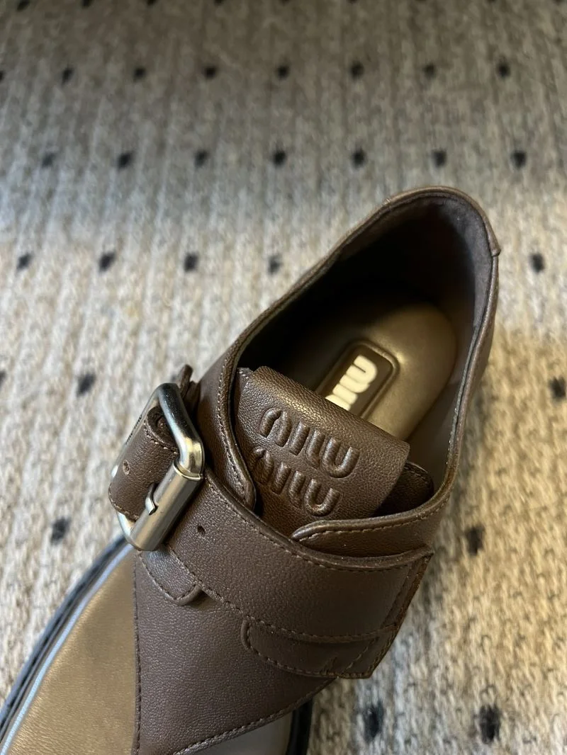 Comfortable Miu Miu Sandals 11627