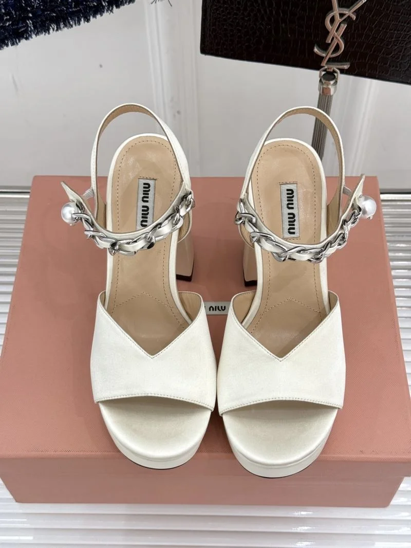 Miu Miu Sandals Trendy 11609