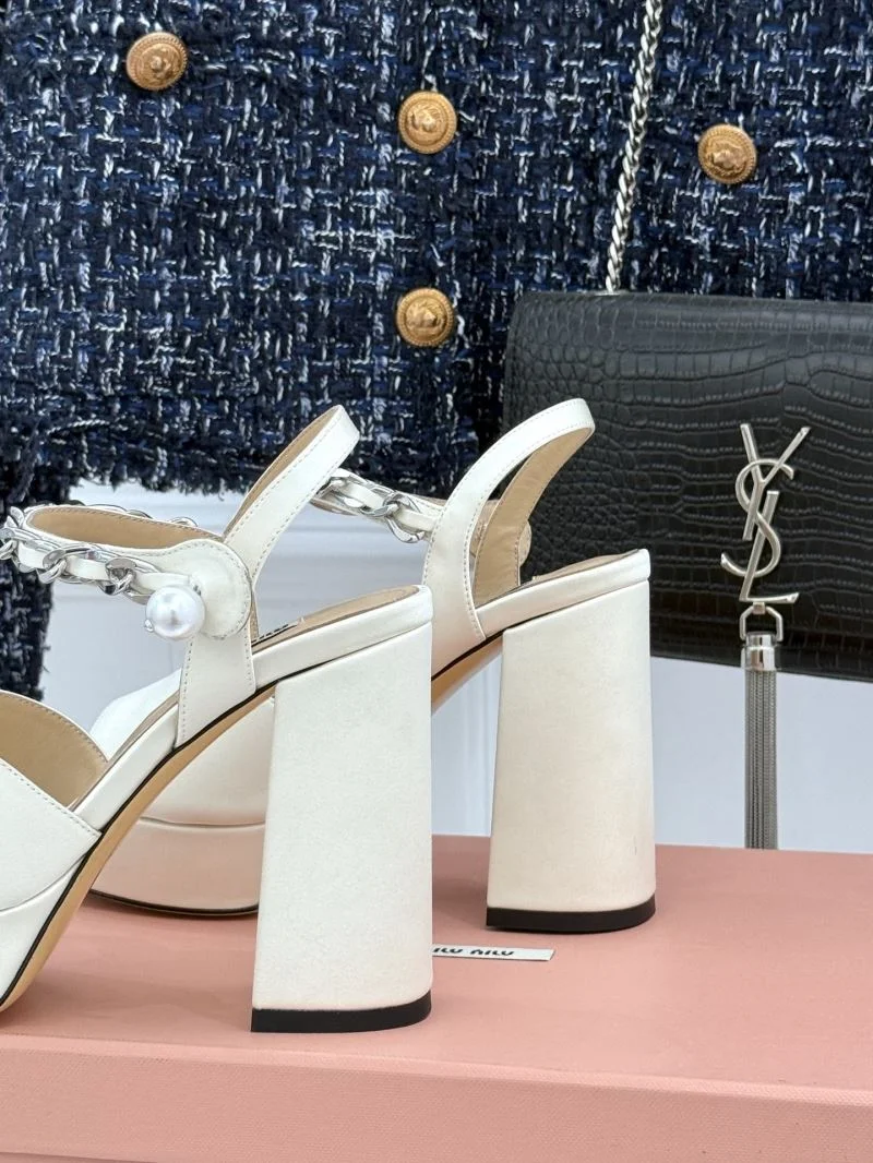 Miu Miu Sandals Trendy 11609