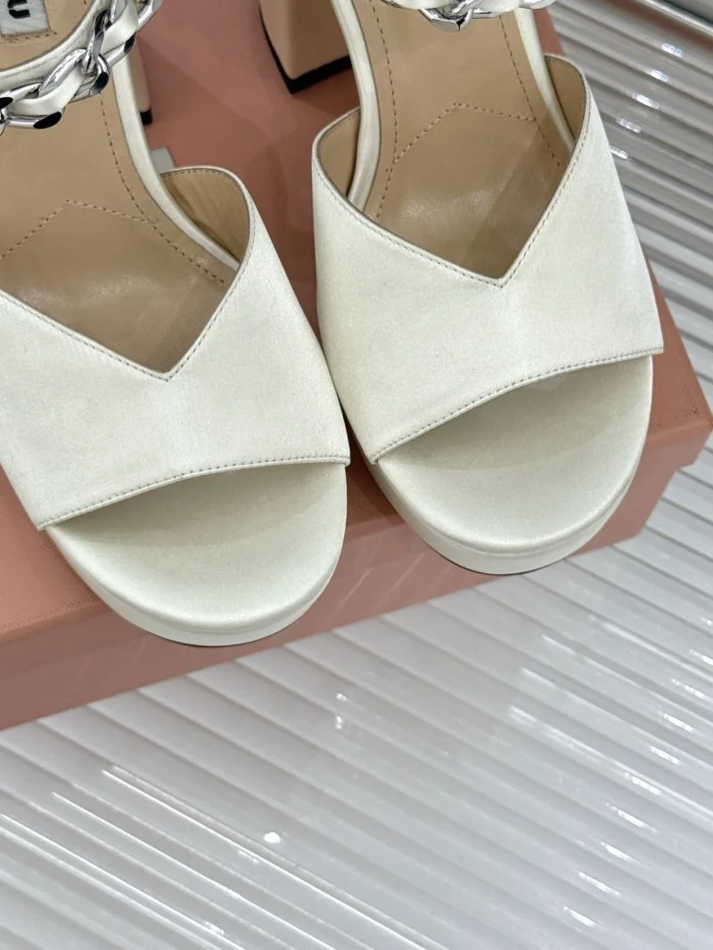 Miu Miu Sandals Trendy 11609