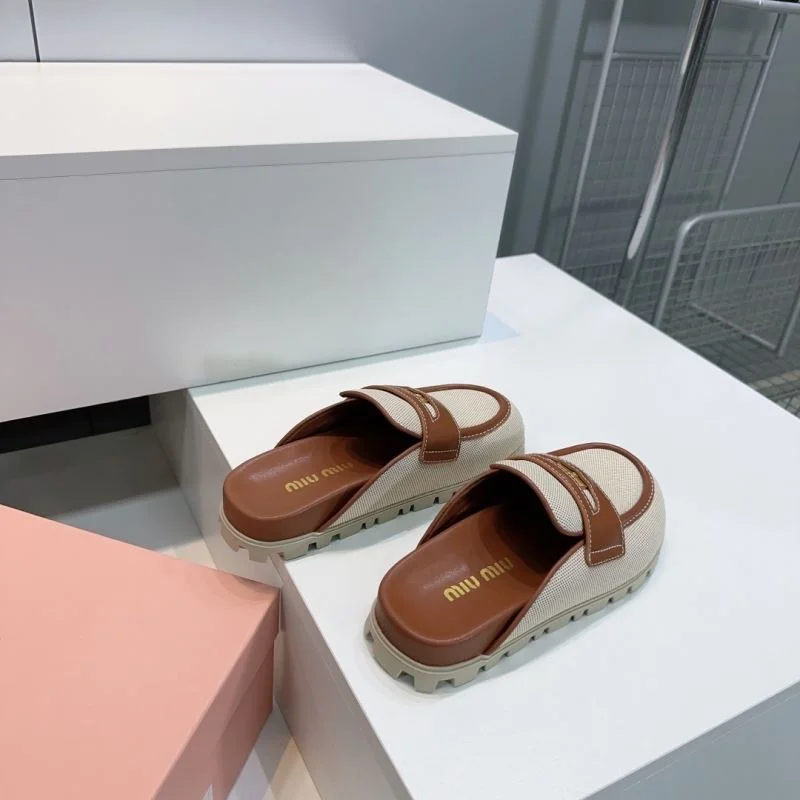 Miu Miu Sandals Vibrant 11608