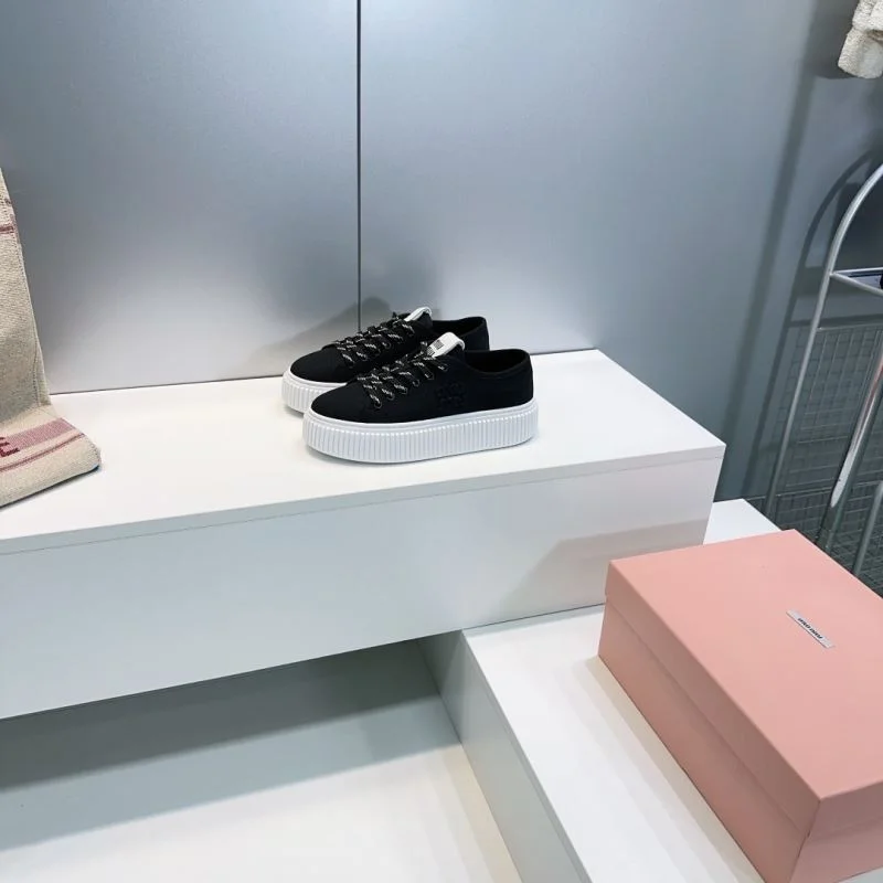 Miu Miu Sandals Comfortable 11682