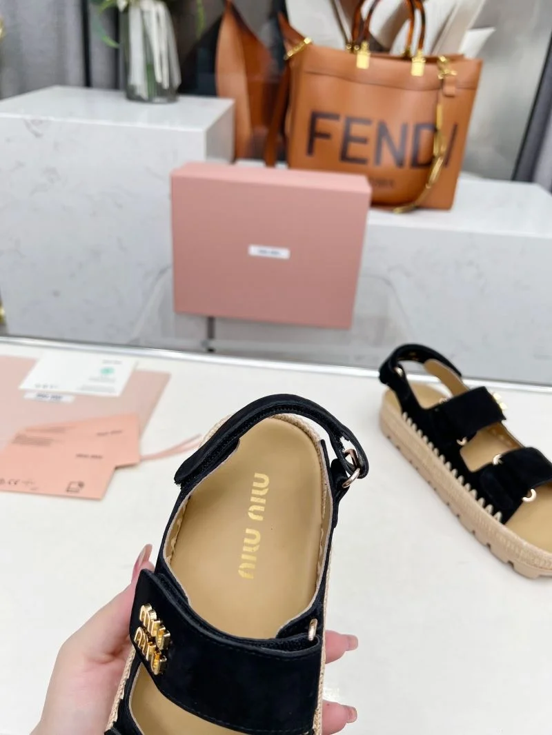Comfortable Miu Miu Sandals 9631
