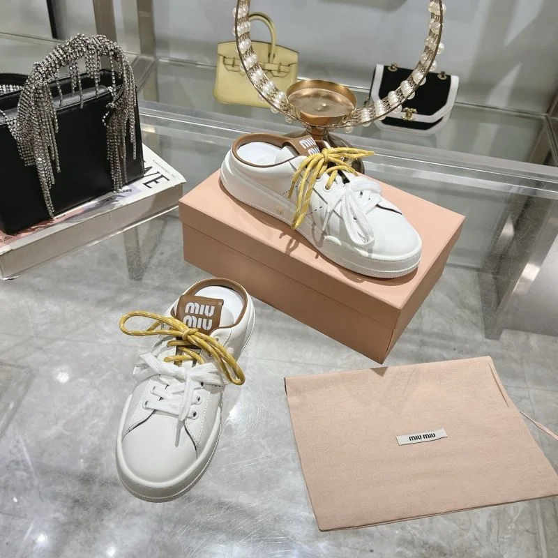 Stylish Miu Miu Sandals 9590