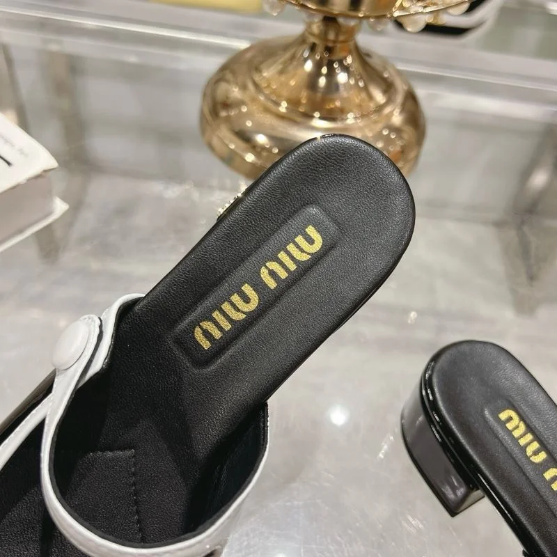 Miu Miu Sandals FreshLook 9598