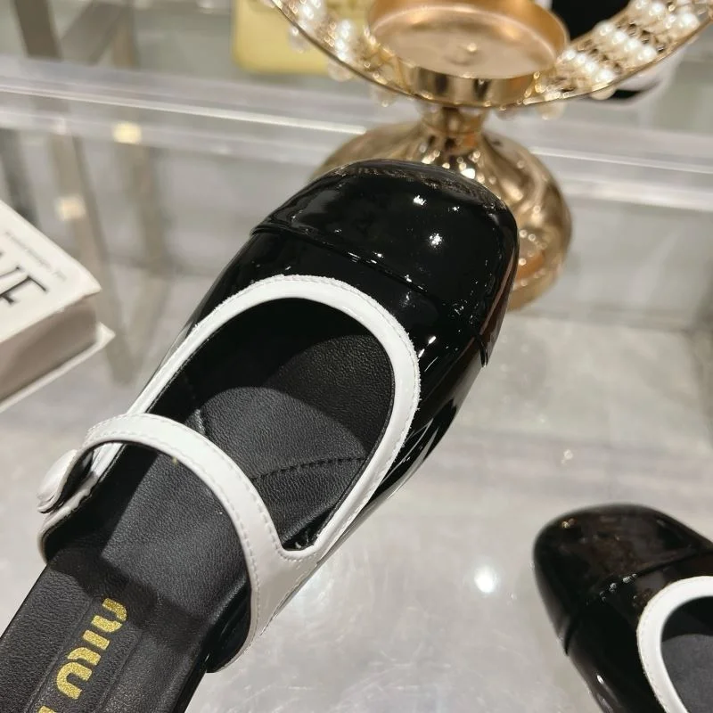 Miu Miu Sandals FreshLook 9598