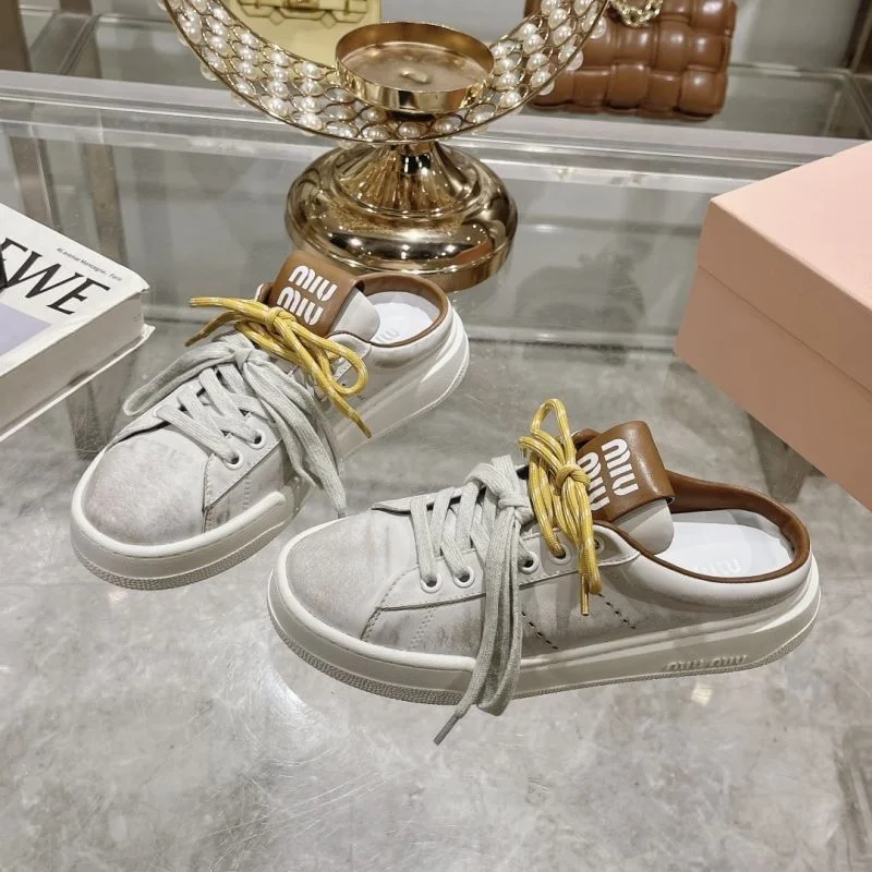 Miu Miu Sandals Trendy 9617