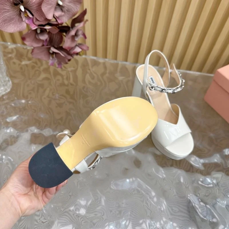 Miu Miu Sandals BestValue 9570
