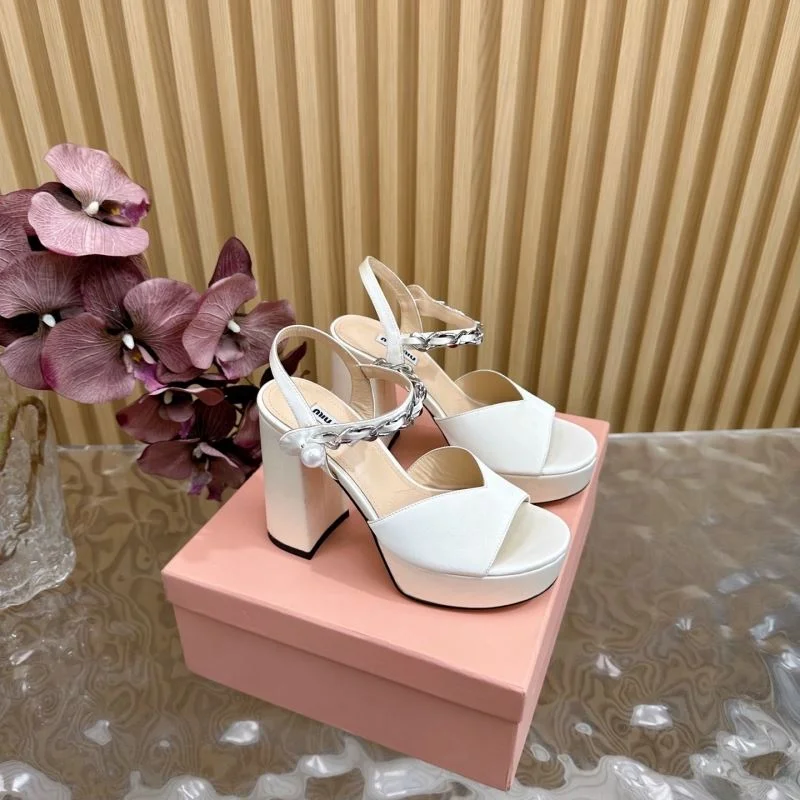 AllSeason Miu Miu Sandals 9585