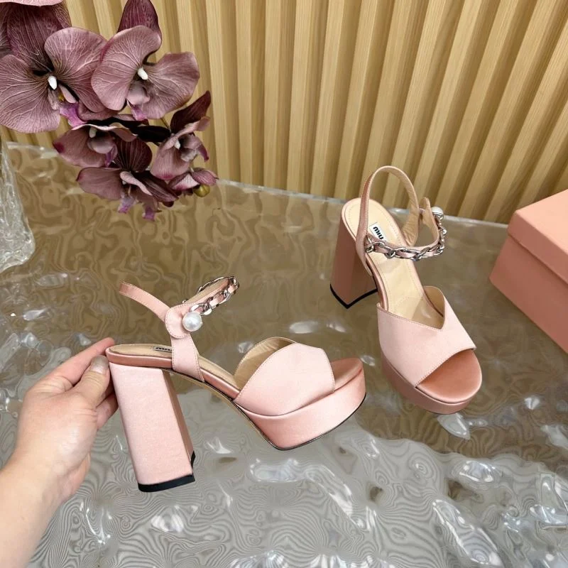 Miu Miu Sandals Refined 9568