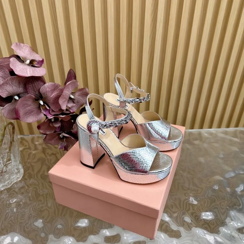 Miu Miu Sandals Casual 9572