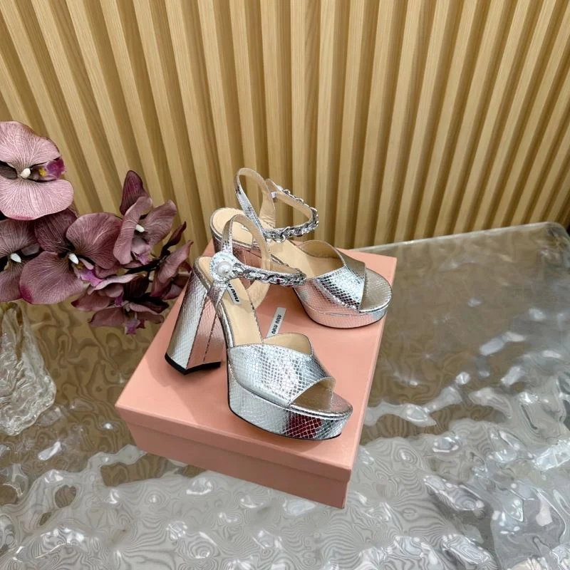 Miu Miu Sandals Casual 9572