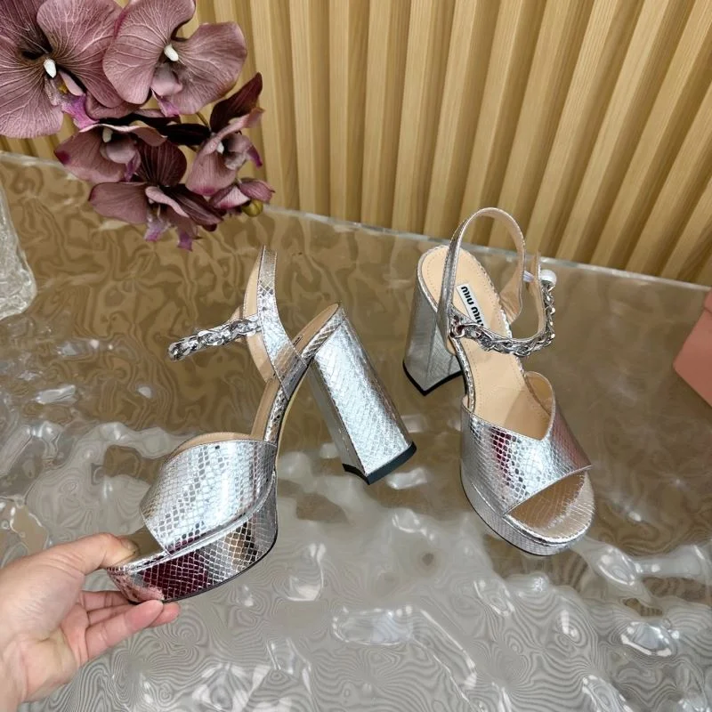 Miu Miu Sandals Casual 9572