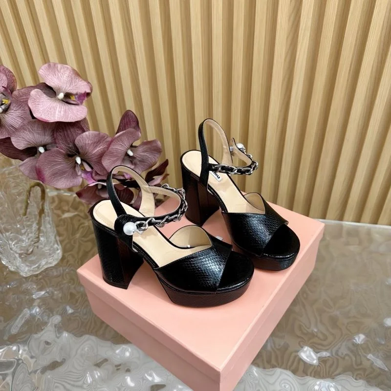 Miu Miu Sandals Effortless 9556