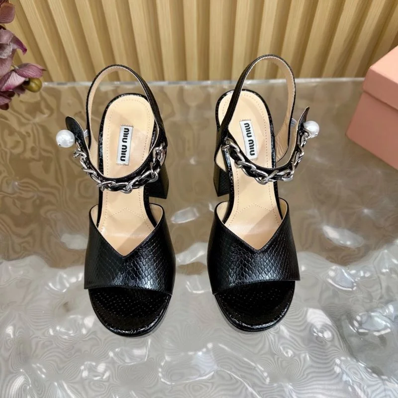 Miu Miu Sandals Effortless 9556