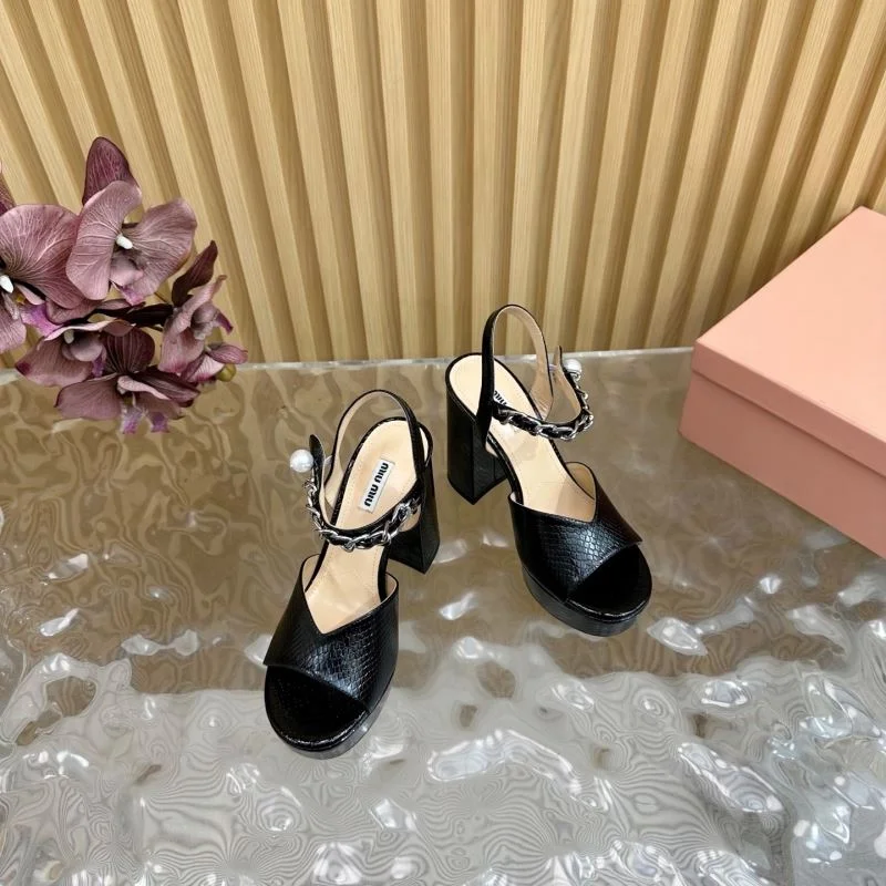 Miu Miu Sandals Effortless 9556