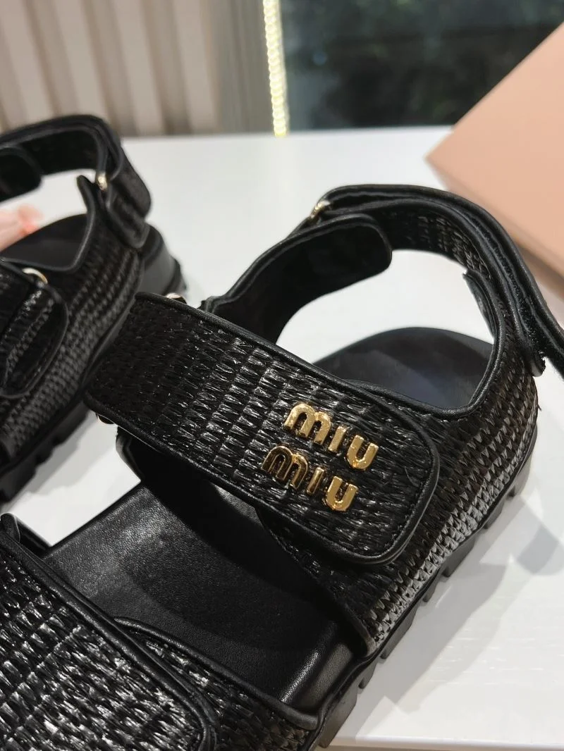 Miu Miu Sandals UrbanStyle 9547