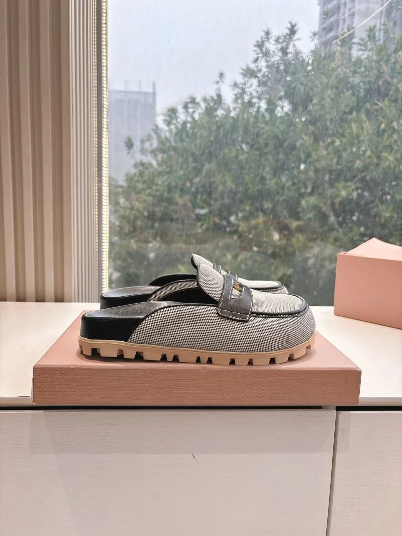 Attractive Miu Miu Sandals 9546