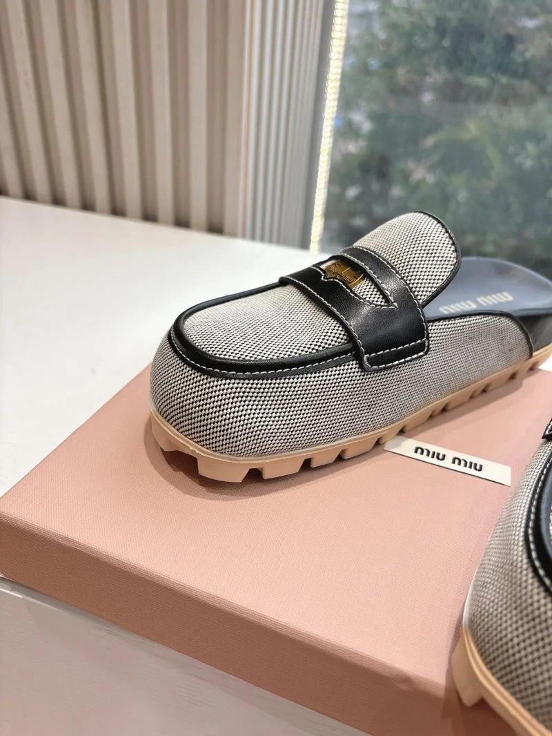 Attractive Miu Miu Sandals 9546