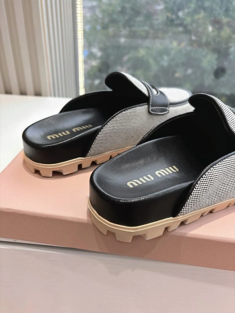 Attractive Miu Miu Sandals 9546
