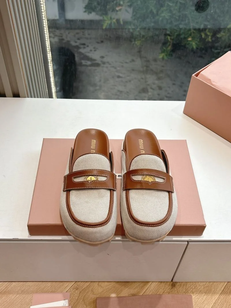 Miu Miu Sandals EyeCatching 9545