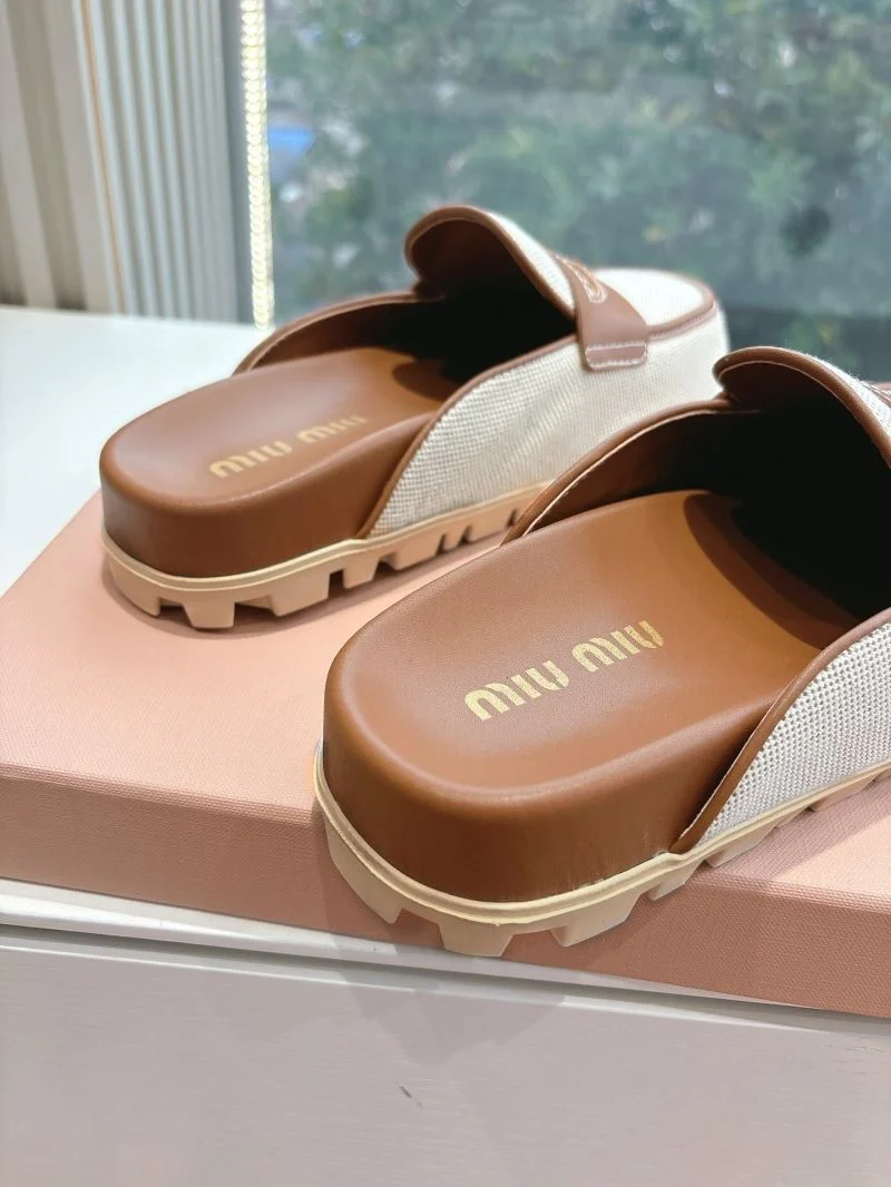 Miu Miu Sandals EyeCatching 9545