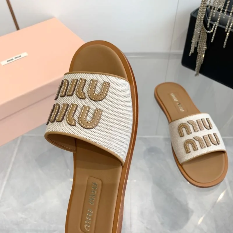 Snug Miu Miu Sandals 9525